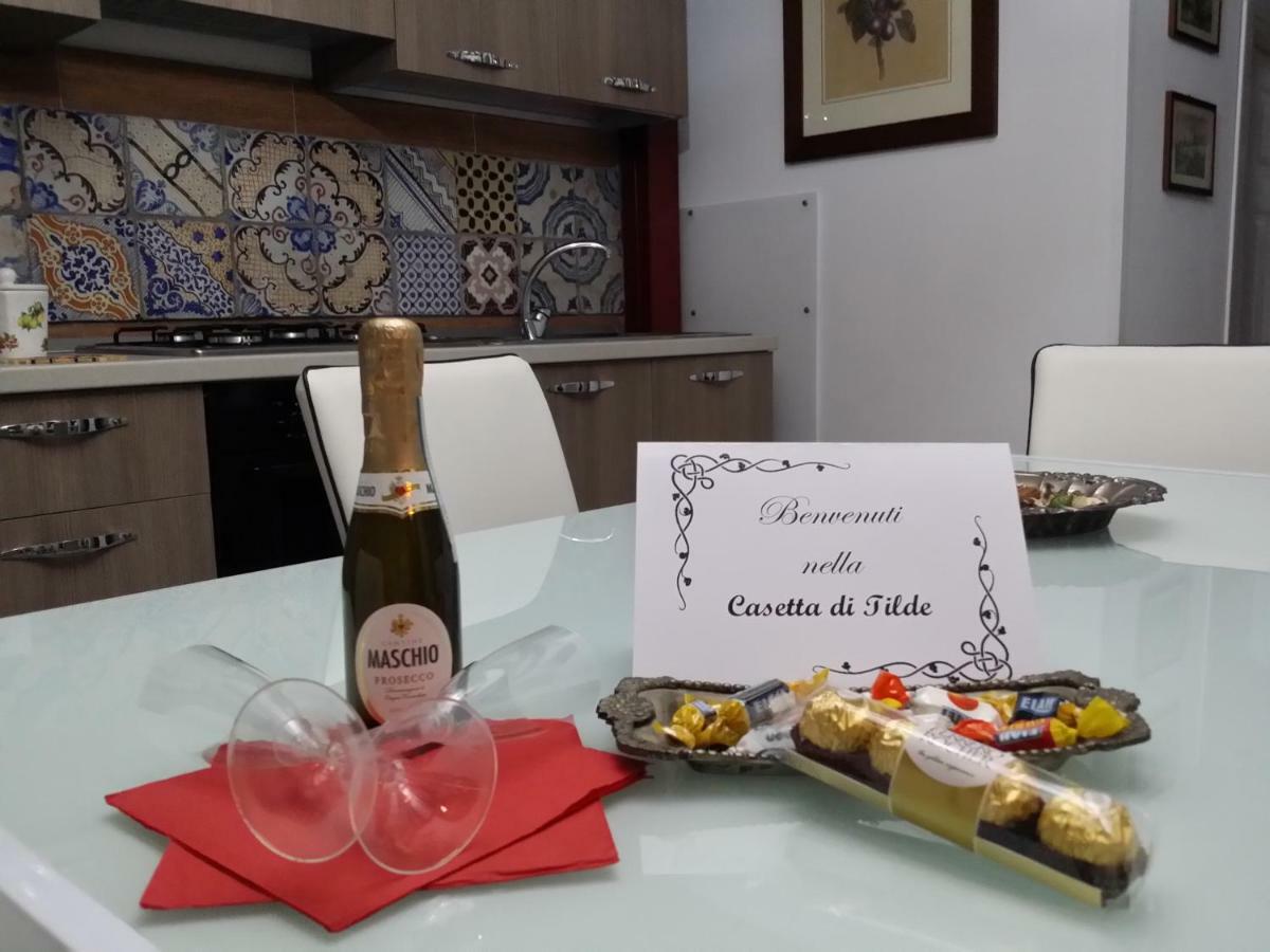La Casetta Di Tilde 泰尔米尼伊梅雷塞 外观 照片