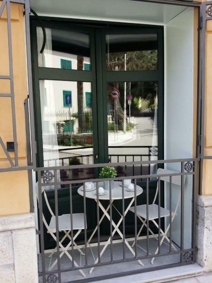 La Casetta Di Tilde 泰尔米尼伊梅雷塞 外观 照片